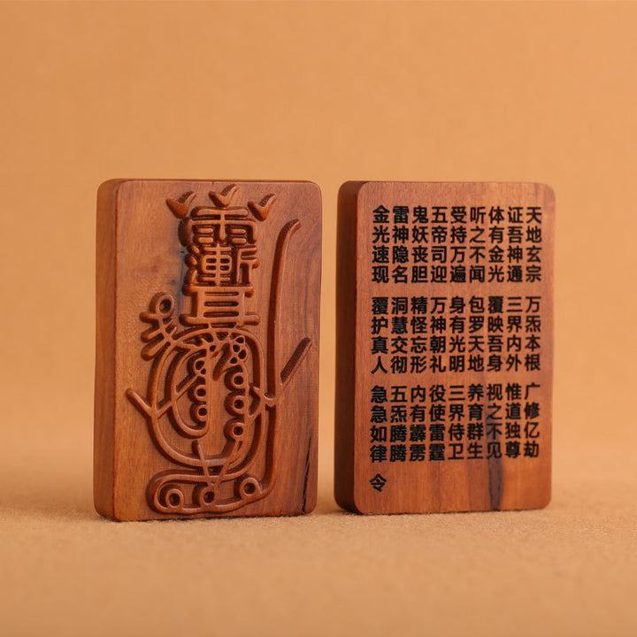 lightning-struck-wood-golden-light-mantra-taoist-amulet-pendant-necklace-daozeno-02