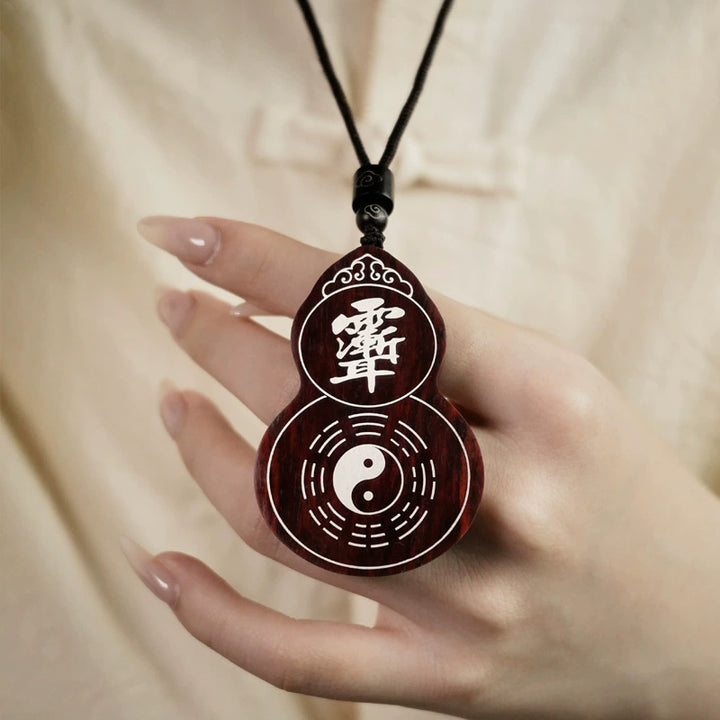 taoist-talisman-wooden-gourd-protection-and-blessing-pendant-necklace-daozeno-03